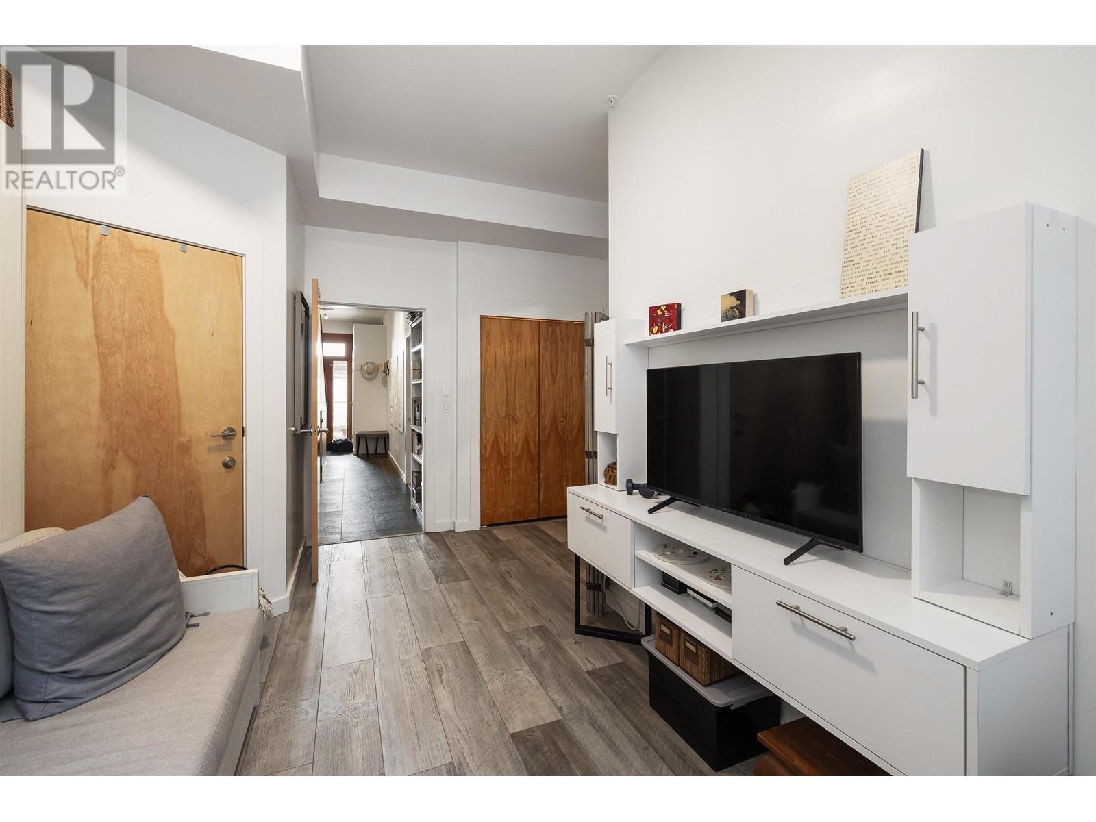 5398 WAKEFIELD BEACH LANE, Sechelt