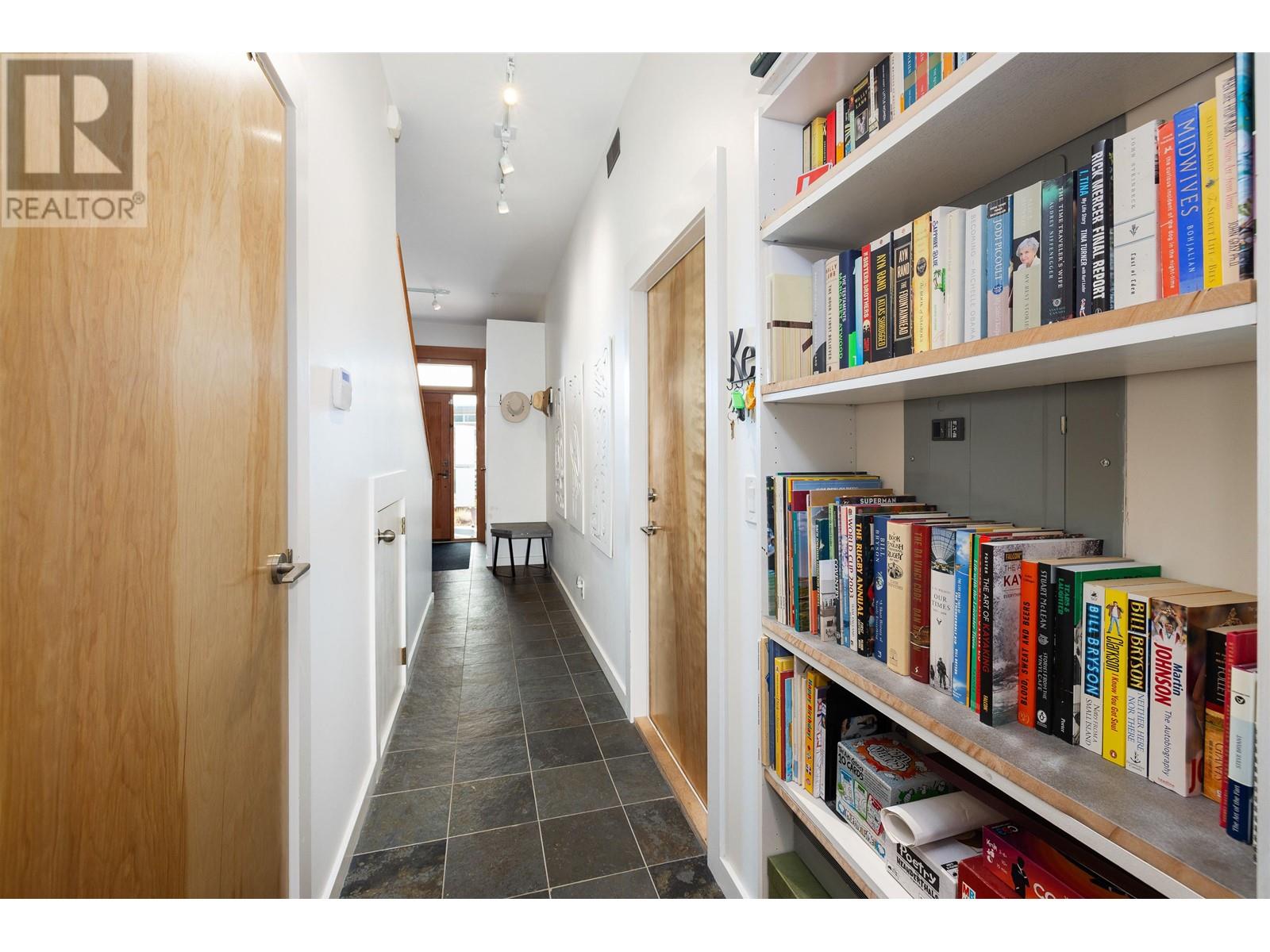 5398 WAKEFIELD BEACH LANE, Sechelt