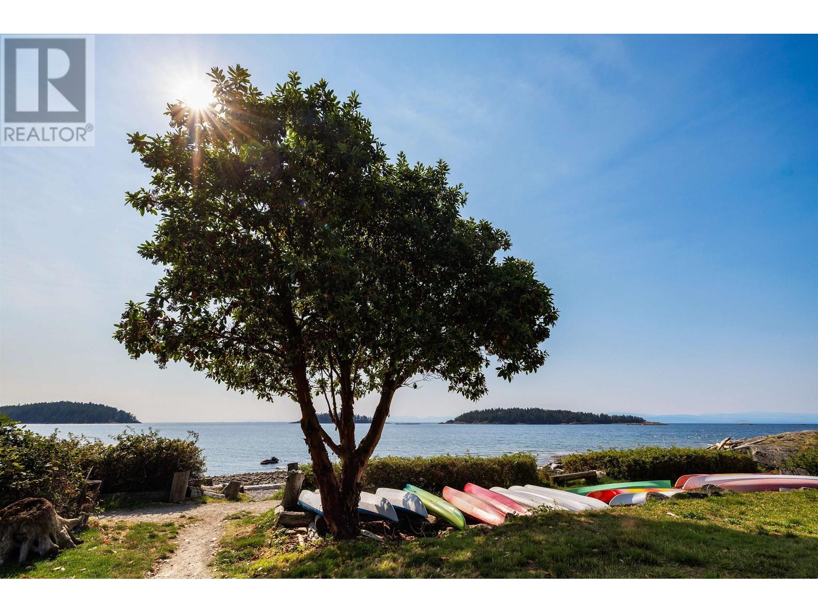 5398 WAKEFIELD BEACH LANE, Sechelt