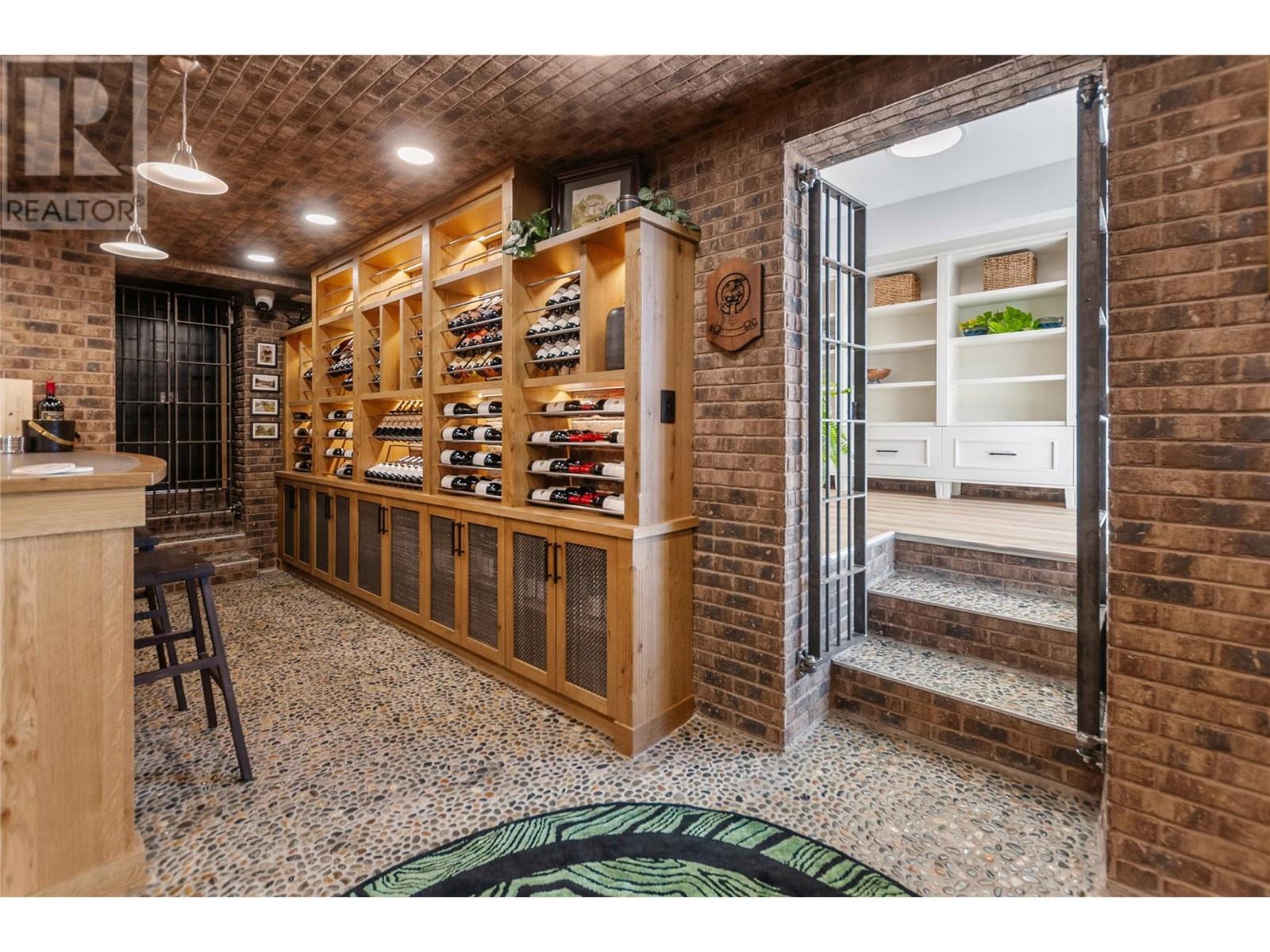 13817 97 Highway, Osoyoos