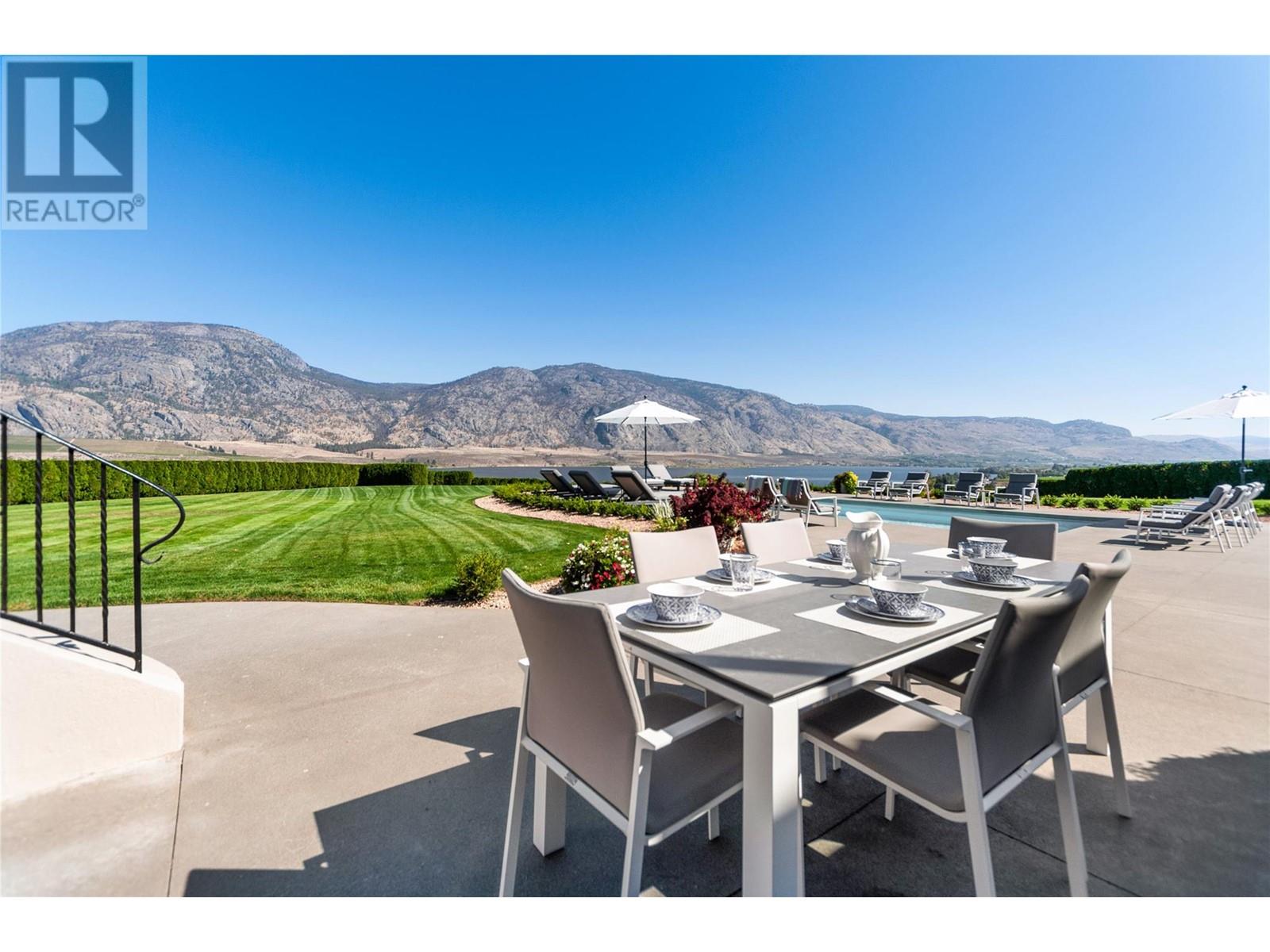 13817 97 Highway, Osoyoos