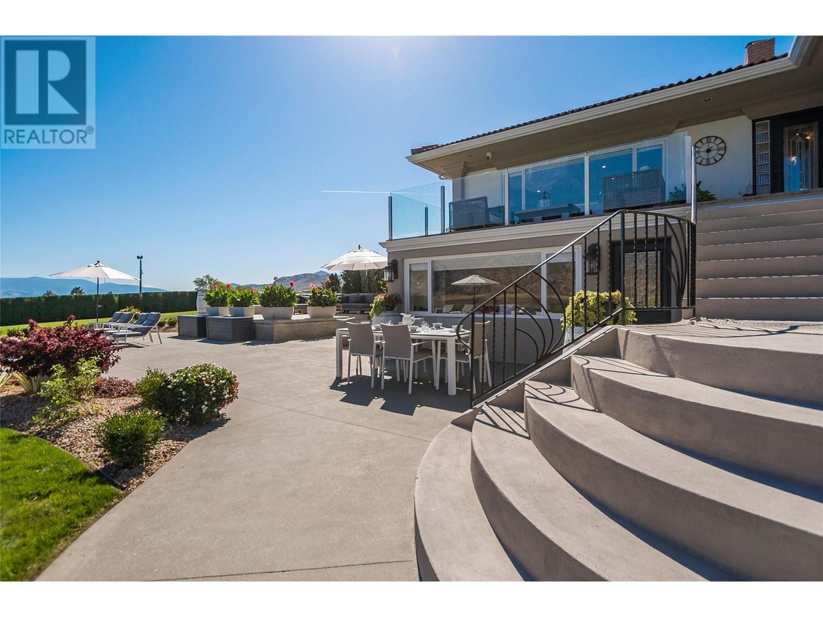13817 97 Highway, Osoyoos