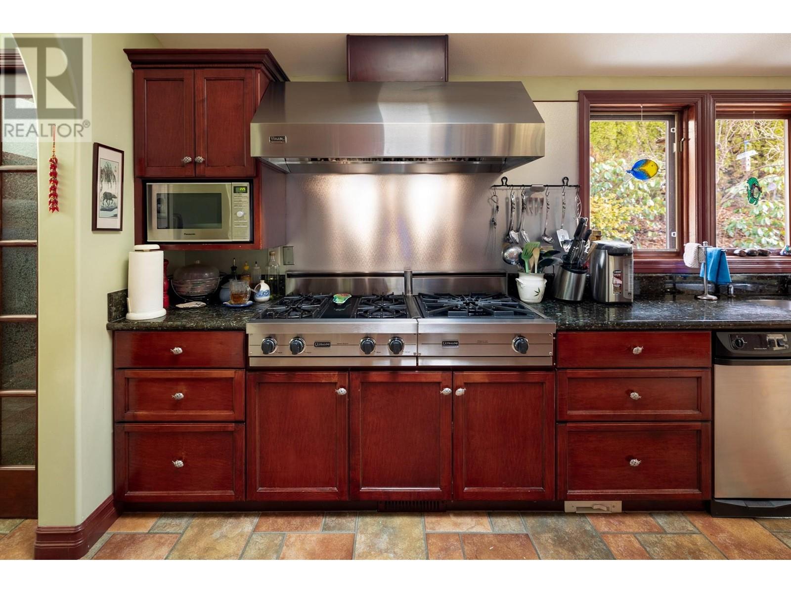 8809 Okanagan Landing Road, Vernon