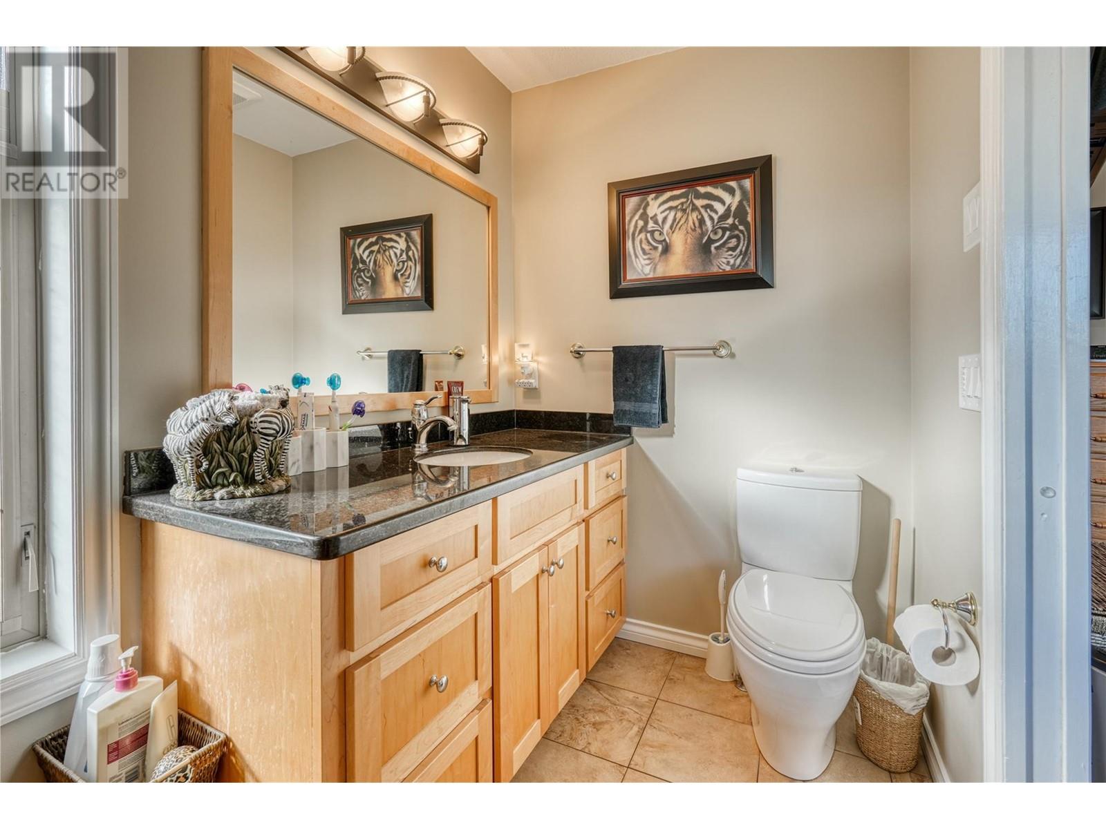 5203 Silver Court, Peachland