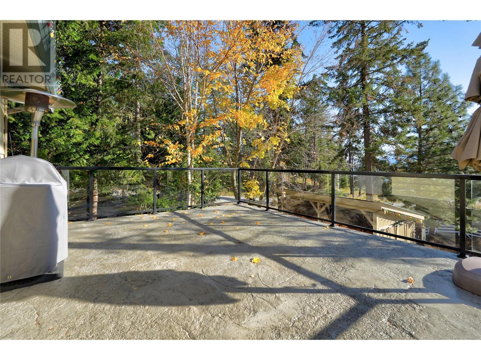 5203 Silver Court, Peachland