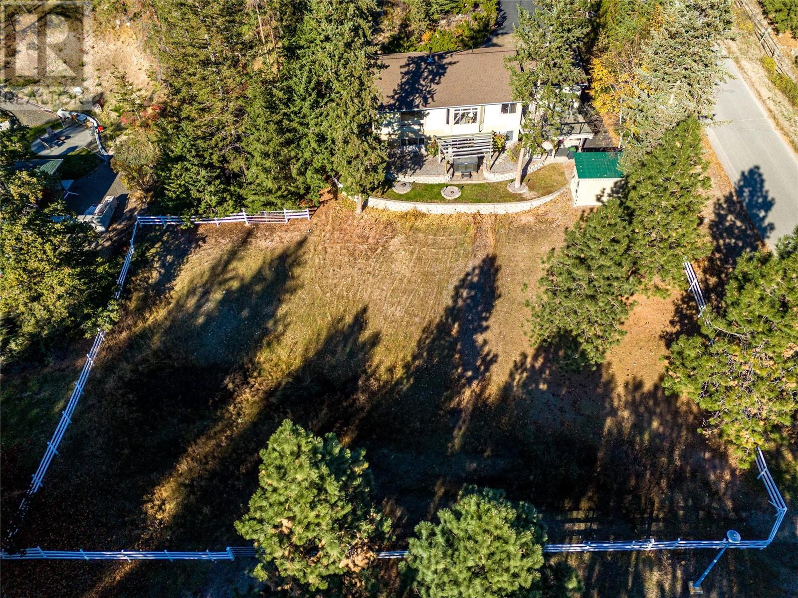 5203 Silver Court, Peachland