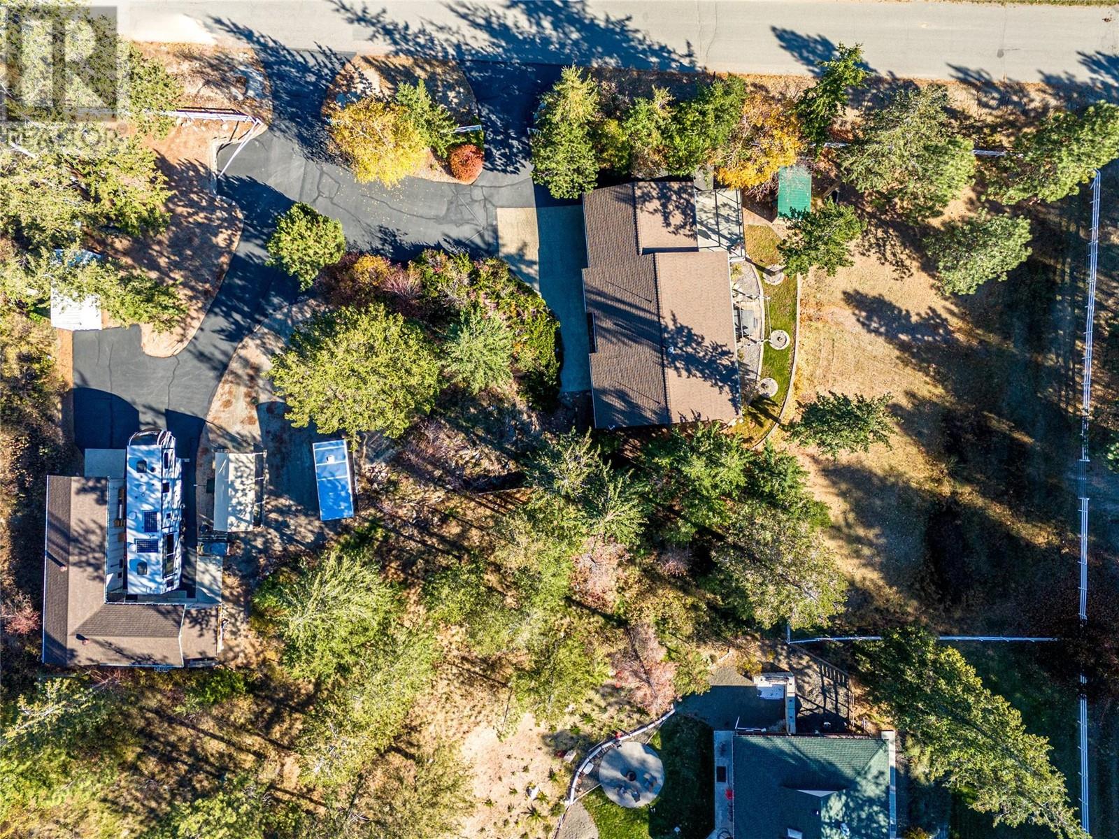 5203 Silver Court, Peachland